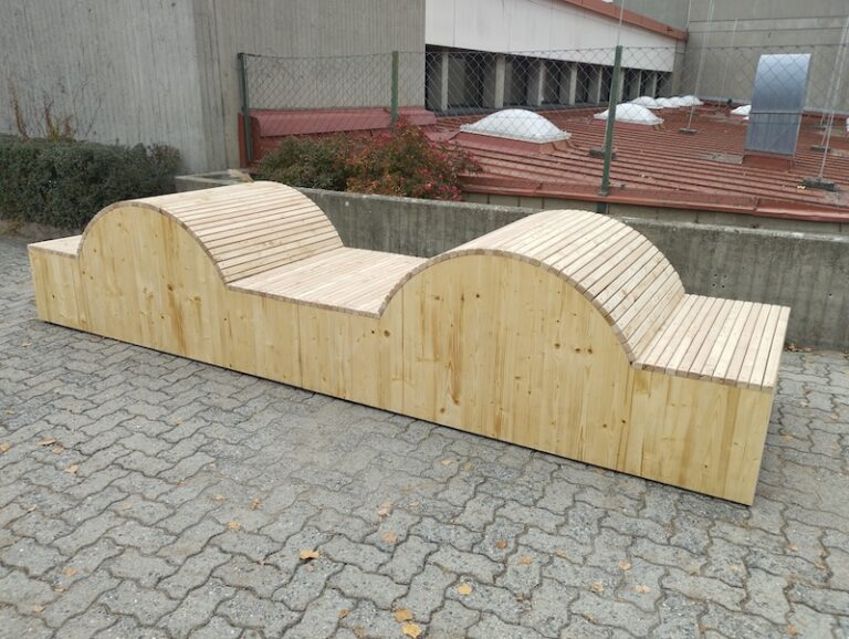 Sozialprojekt – Holzbank