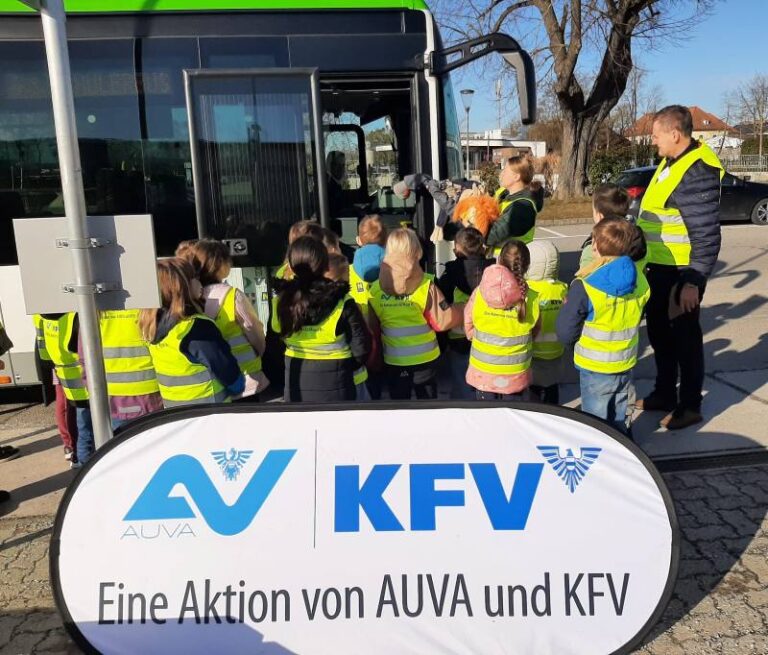 Busschule 1. Klassen